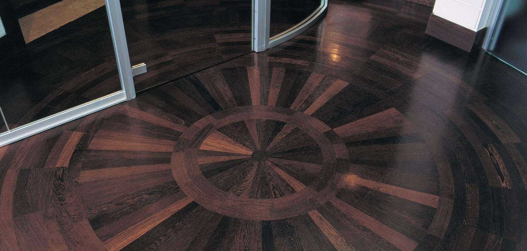 Hermitage-Taglio-Laser https://stile.pomo.co.il/wp-content/uploads/2018/09/Hermitage-Taglio-Laser.jpg